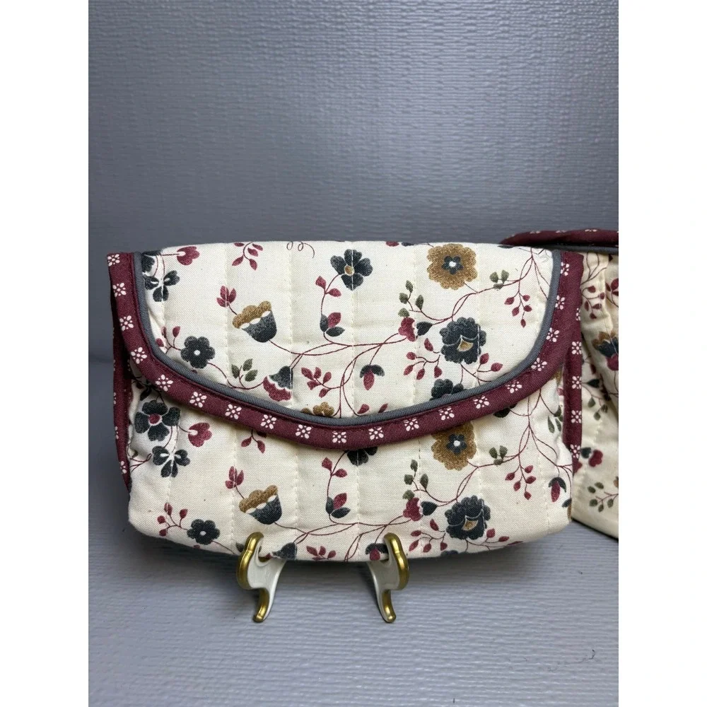 Totes Vintage Style Quilted Floral‎ Makeup Bag & Mirror Pouch Set Cream Burgundy